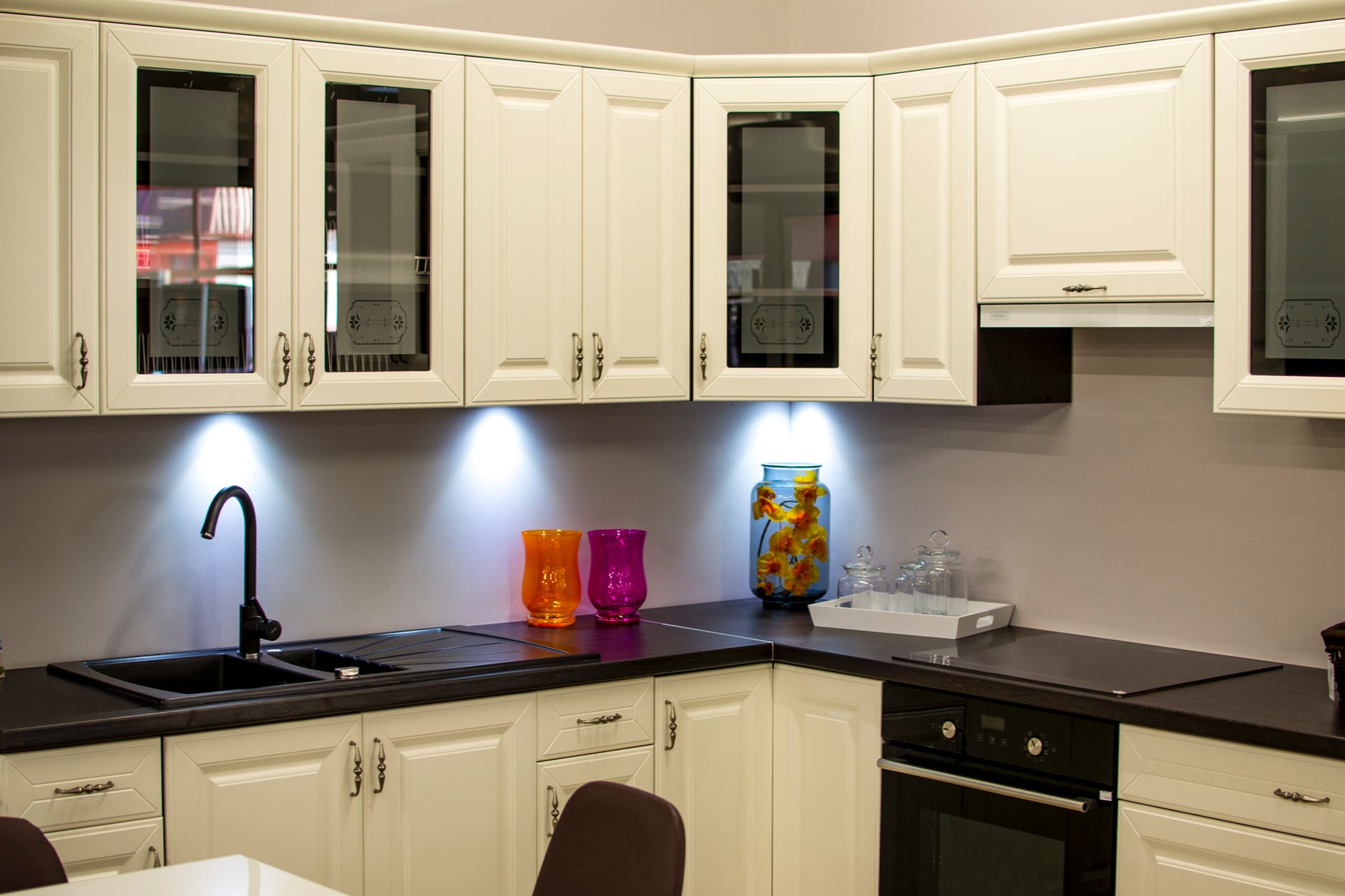 3 Low Budget Ways to Update the Kitchen in Your Las Vegas Rental Property